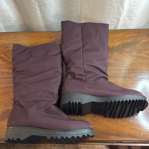 NEW!! Couger Burgundy Gale Knee-high Boot - Picture 2 of 5